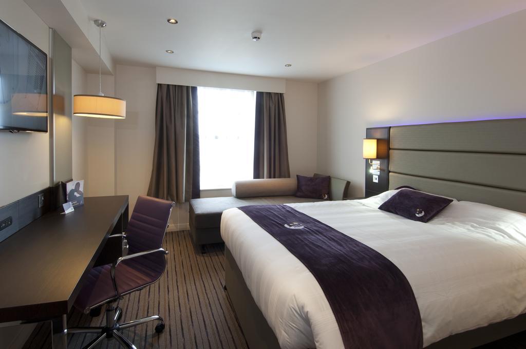 Premier Inn London Croydon West - Purley A23 Chambre photo
