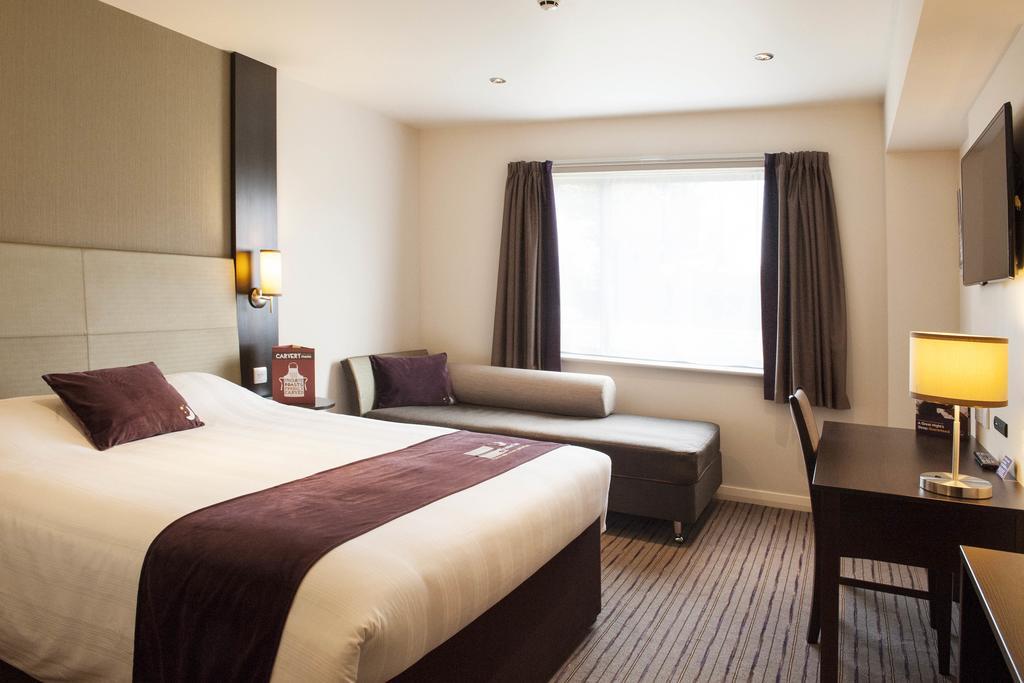 Premier Inn London Croydon West - Purley A23 Chambre photo