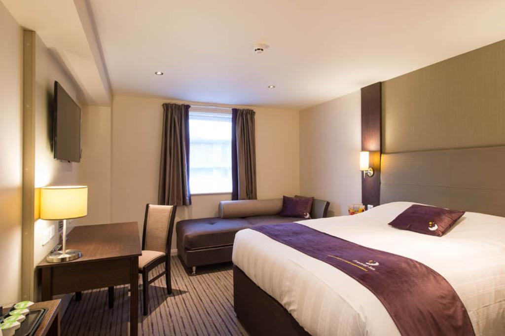 Premier Inn London Croydon West - Purley A23 Chambre photo