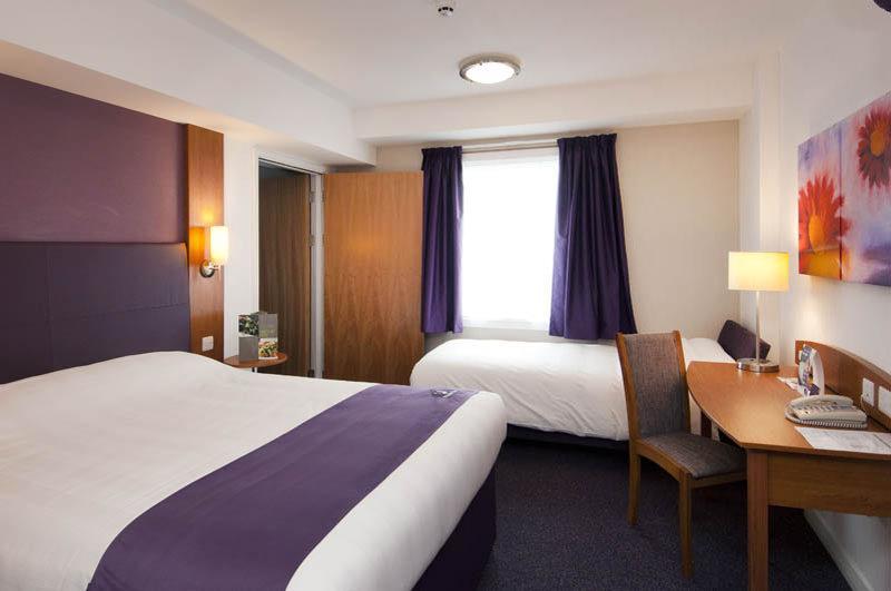 Premier Inn London Croydon West - Purley A23 Extérieur photo